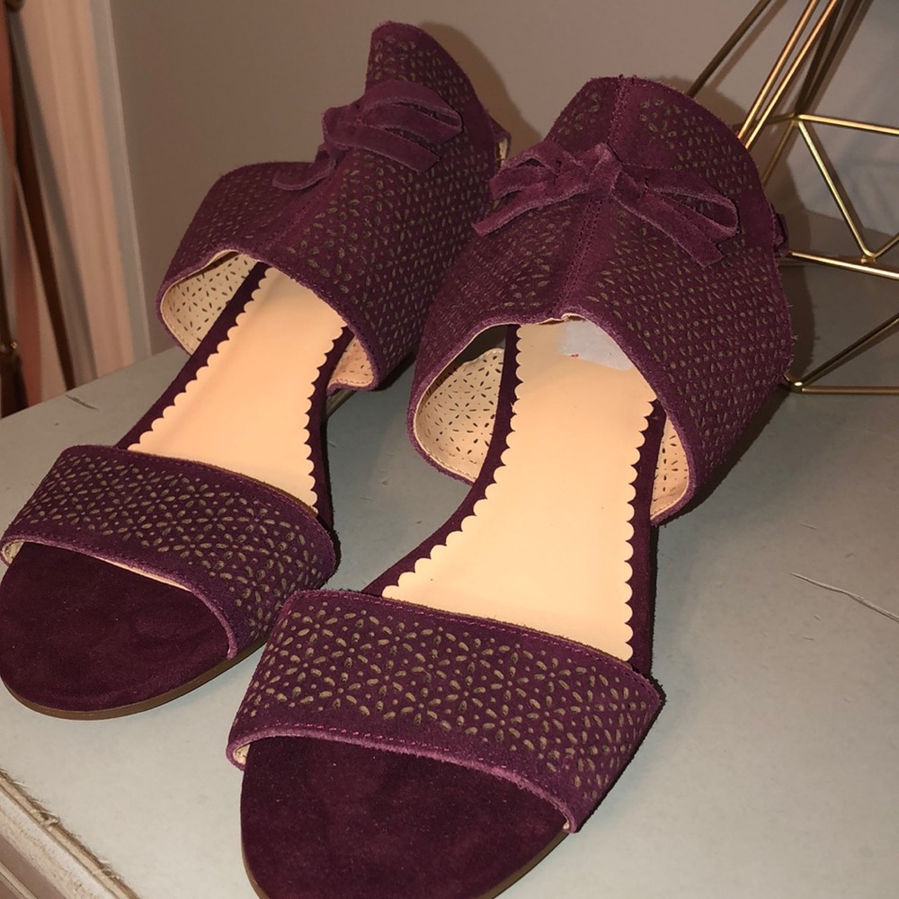 maroon heels